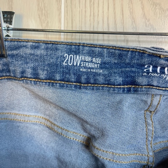 COPY - N/WT ana woman High Rise Straight leg raw hem jeans-self fasten- no zip - Picture 13 of 16